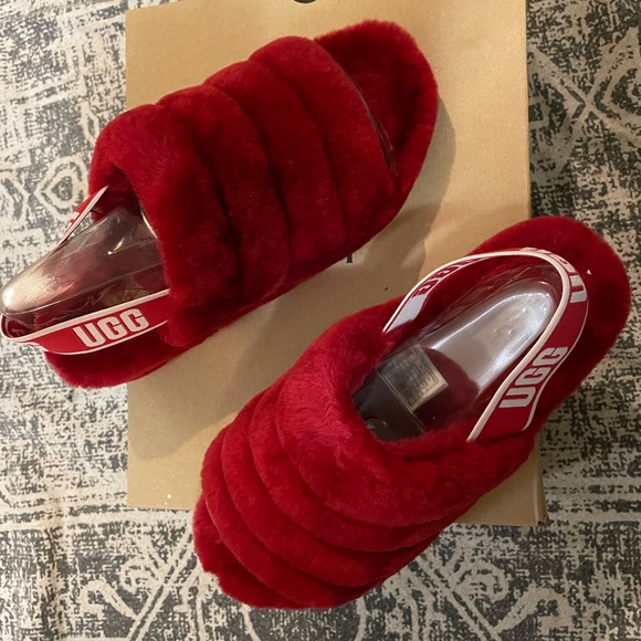 UGG Fluff Slide - Picture 2 of 6